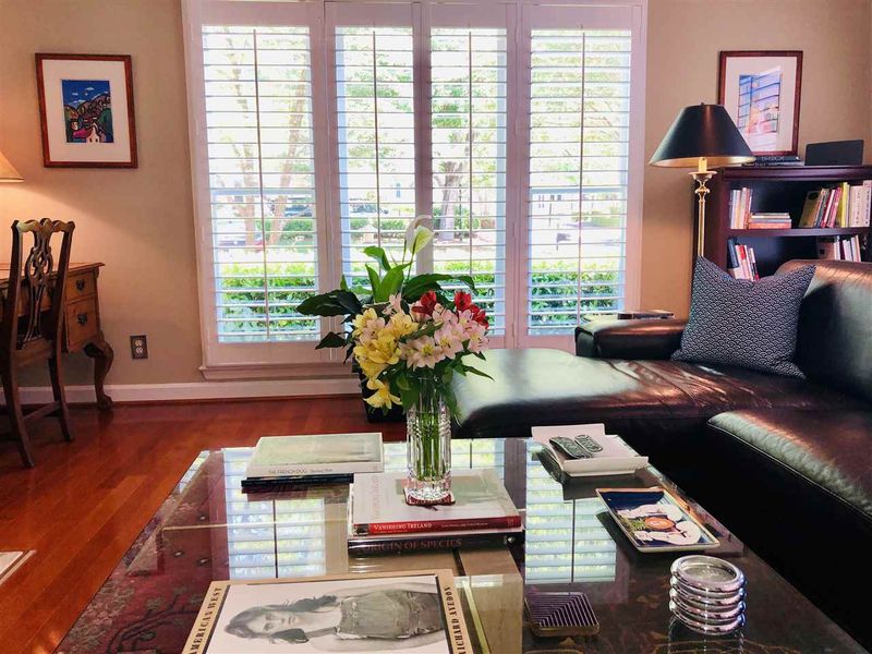 824 Mill Greens Ct, Raleigh, NC 27609