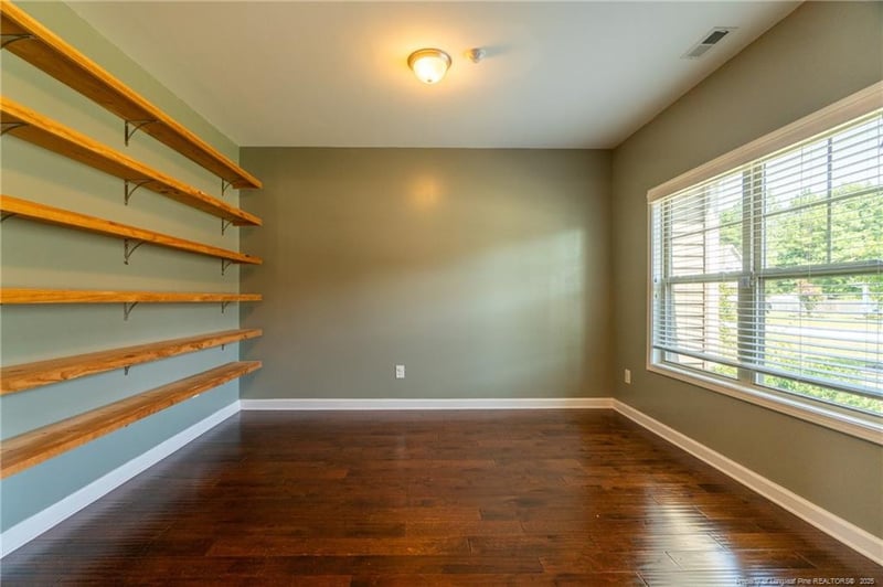 824 Pecan Grove Loop, Hope Mills, NC 28348