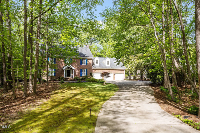 824 Pinehurst Dr, Chapel Hill, NC 27517