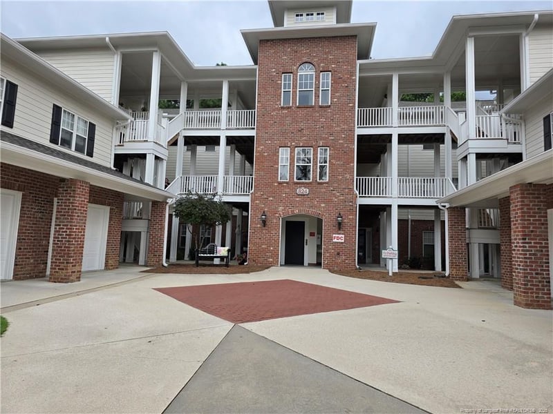 824 Sage Creek Ln #9, Fayetteville, NC 28305