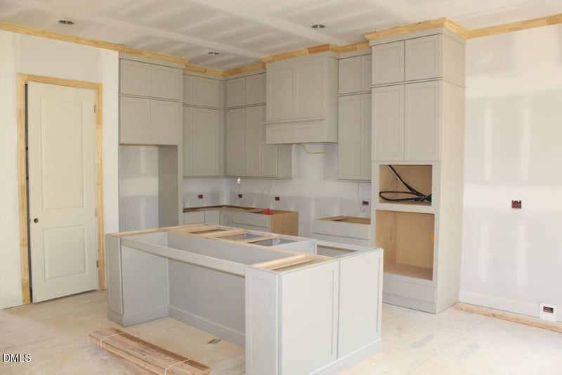 824 Willow Tower Ct, Rolesville, NC 27571