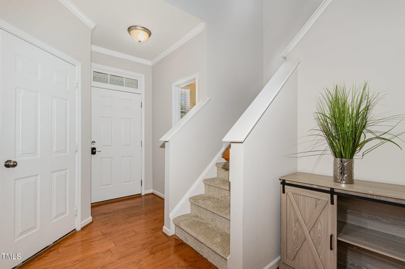 8240 Belneath Ct, Raleigh, NC 27613