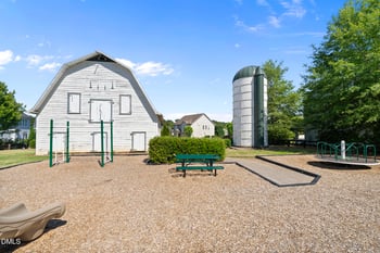 8240 Pritchett Farm Ln, Raleigh, NC 27606