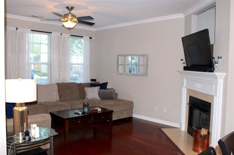 8243 City Loft Ct, Raleigh, NC 27613