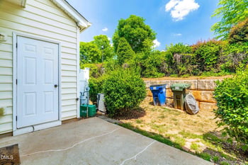 8246 City Loft Ct, Raleigh, NC 27613