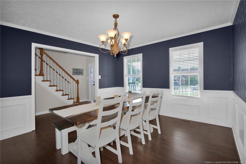 8246 Umstead Rd, Fayetteville, NC 28304