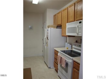 8247 Martello Ln, Raleigh, NC 27613
