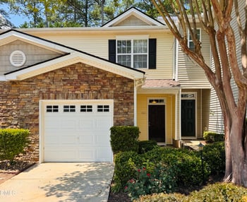 8247 Martello Ln, Raleigh, NC 27613