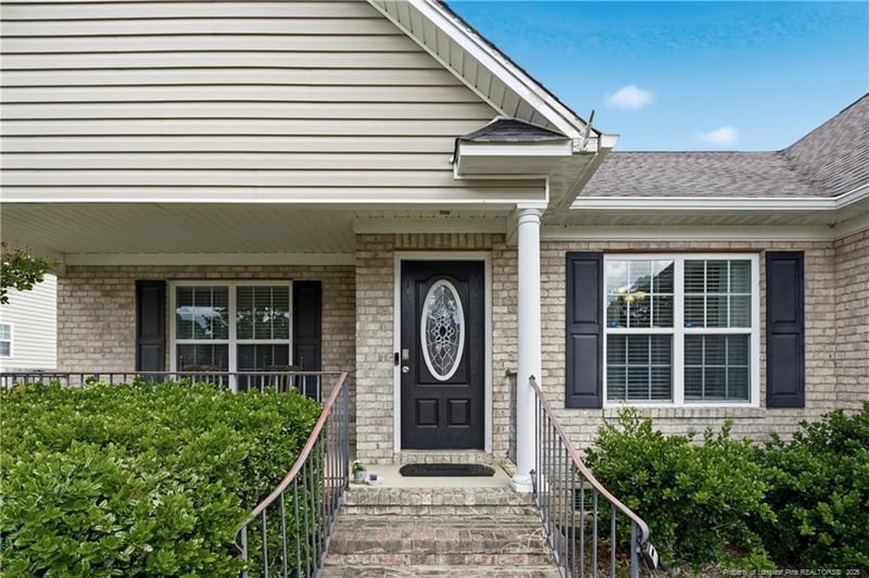 8248 French Horn Ln, Fayetteville, NC 28314