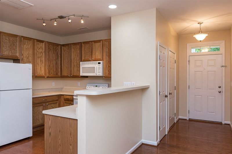 8249 Martello Ln, Raleigh, NC 27613