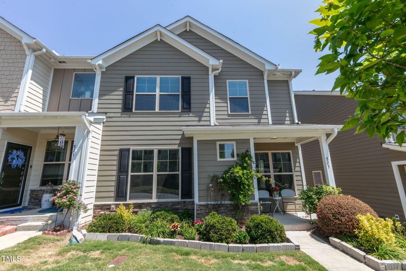 825 Country Downs Rd, Wake Forest, NC 27587