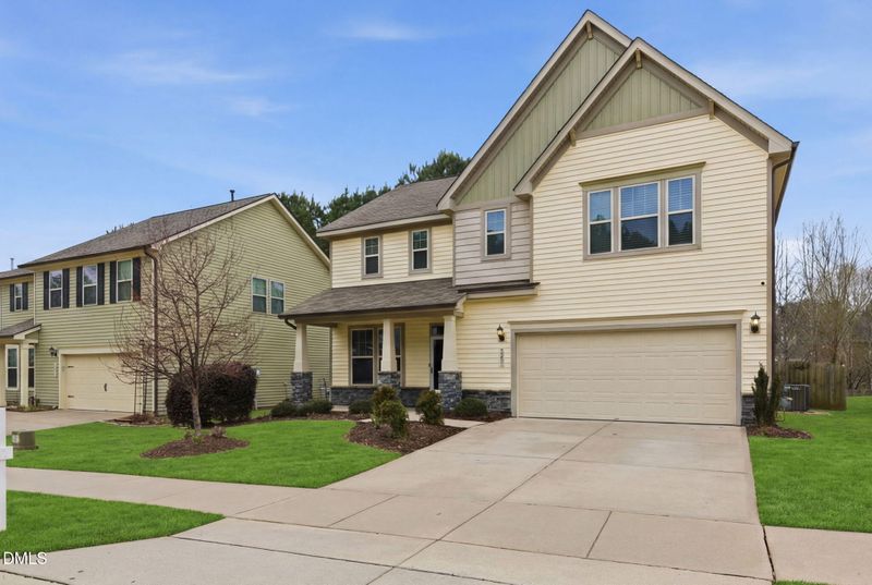 825 Fulworth Ave, Wake Forest, NC 27587
