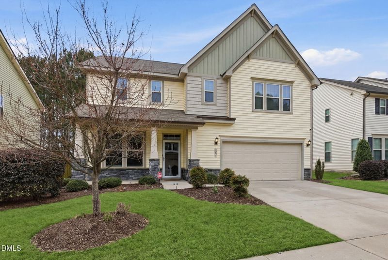 825 Fulworth Ave, Wake Forest, NC 27587
