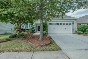 825 Gaston Manor Dr, Durham, NC 27703