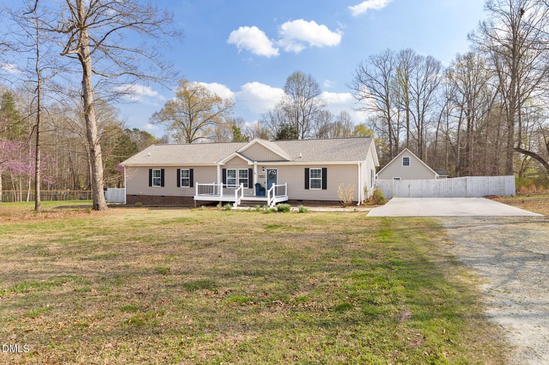 825 Latimer St, Hillsborough, NC 27278