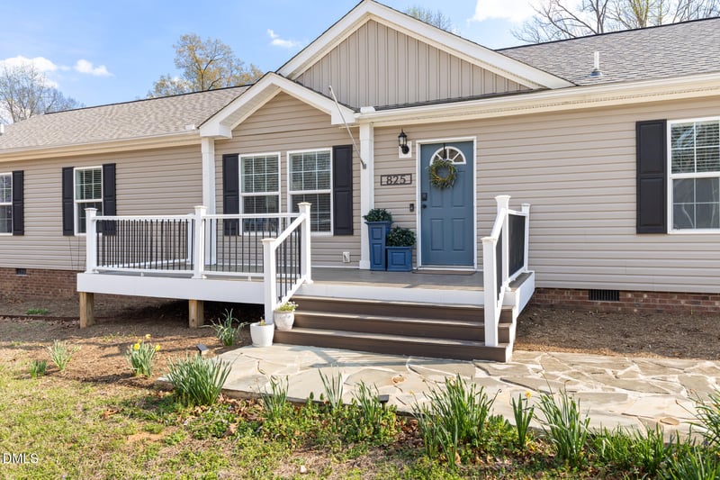 825 Latimer St, Hillsborough, NC 27278