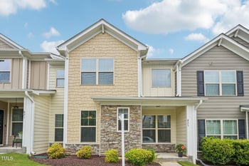 825 Sunshade Creek Dr, Wake Forest, NC 27587