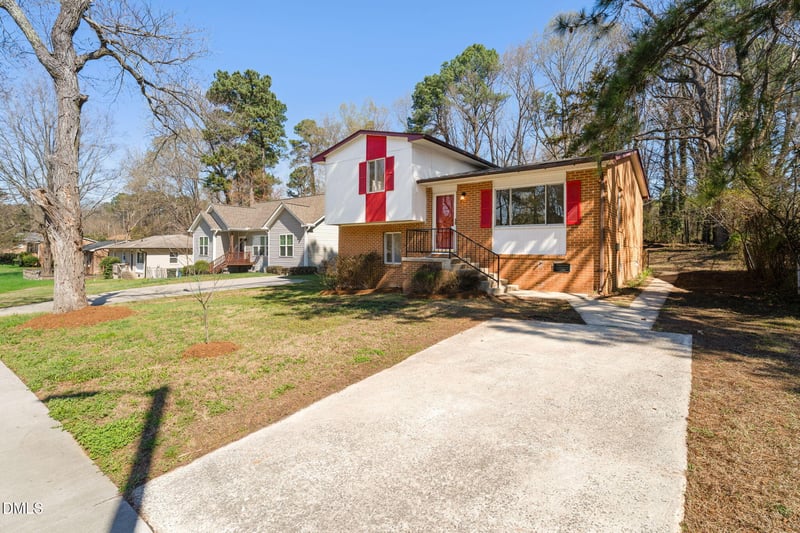 825 Waring St, Durham, NC 27704