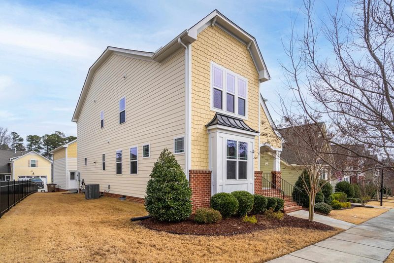 825 Wildflower Ridge Rd, Wake Forest, NC 27587
