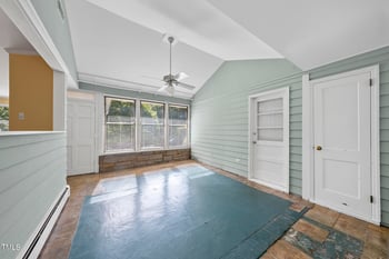 825 Woodburn Rd, Raleigh, NC 27605