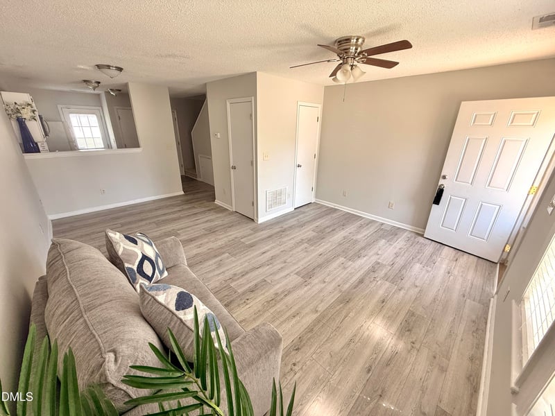 8253 Merriweather Cir, Raleigh, NC 27616