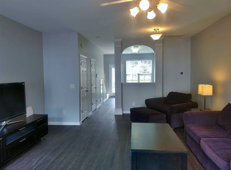 8254 City Loft Ct, Raleigh, NC 27613