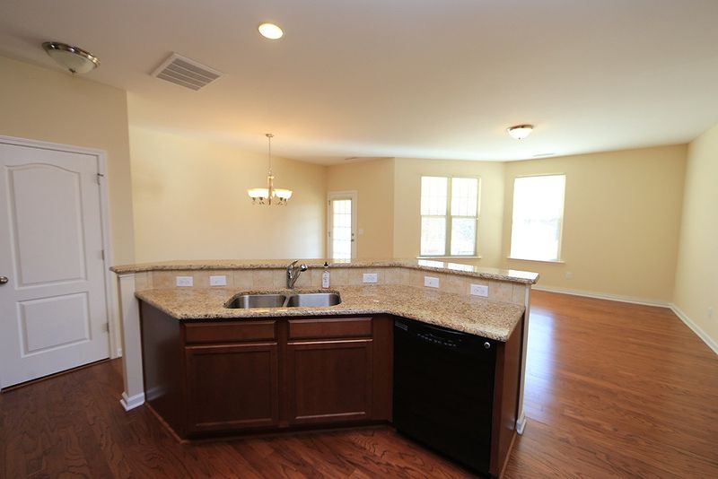 8256 Primanti Blvd, Raleigh, NC 27612