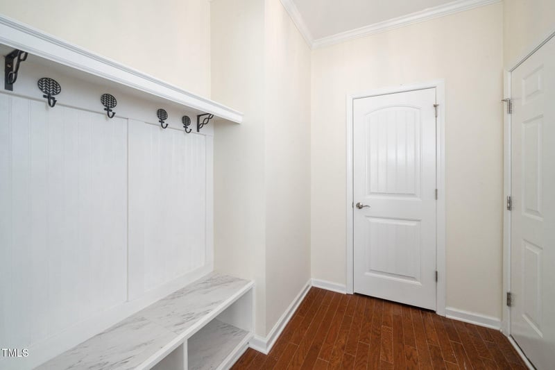 826 Downfield Ln, Fuquay Varina, NC 27526