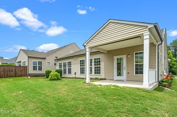 826 Downfield Ln, Fuquay Varina, NC 27526
