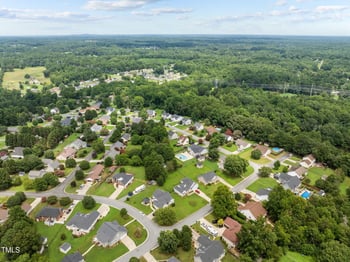 826 Lockesley Ln, Burlington, NC 27217