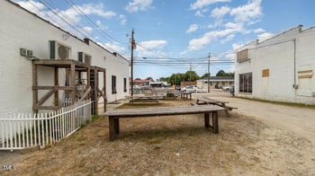 826 Main St, Lillington, NC 27546