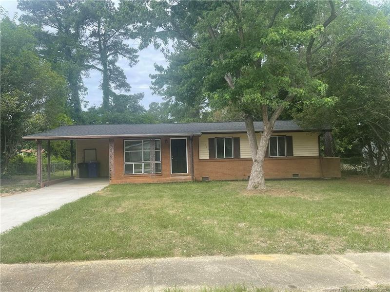 826 Moriston Rd, Fayetteville, NC 28314