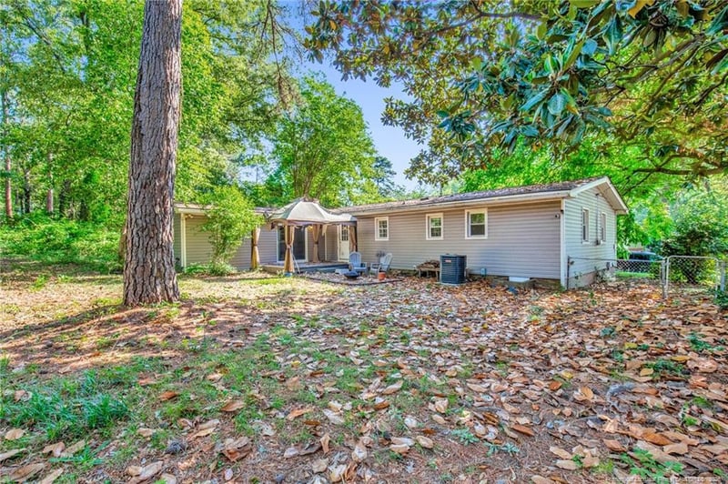 826 Stoneykirk Dr, Fayetteville, NC 28314