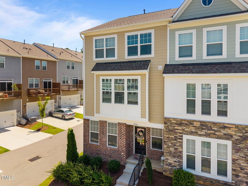 826 Winter Meadow Dr, Wake Forest, NC 27587