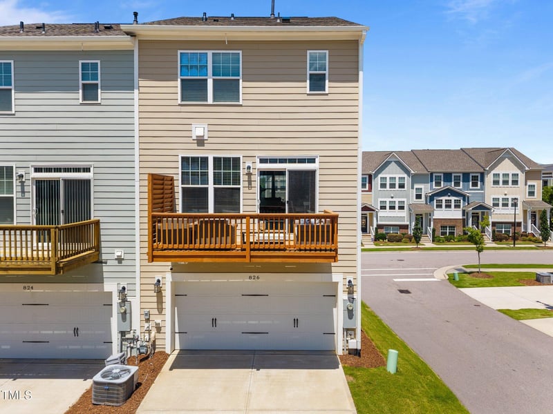 826 Winter Meadow Dr, Wake Forest, NC 27587
