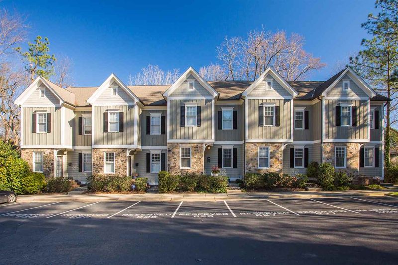 827 Cotton Exchange Ct, Raleigh, NC 27608