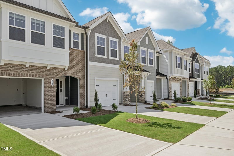 827 Kensley Grv Ln #20, Fuquay Varina, NC 27526