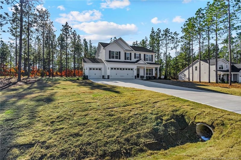 827 Rhum Dr, Fayetteville, NC 28311