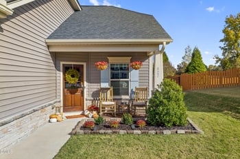 827 Tupelo Glen Ct, Fuquay Varina, NC 27526