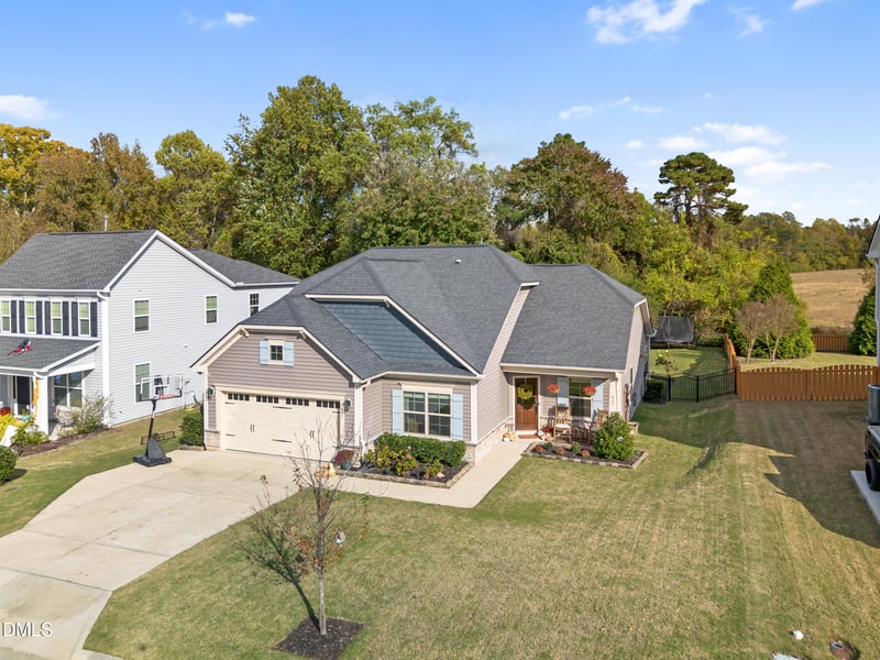 827 Tupelo Glen Ct, Fuquay Varina, NC 27526