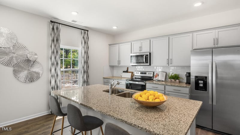 828 Bullhorn Dr, Wake Forest, NC 27587