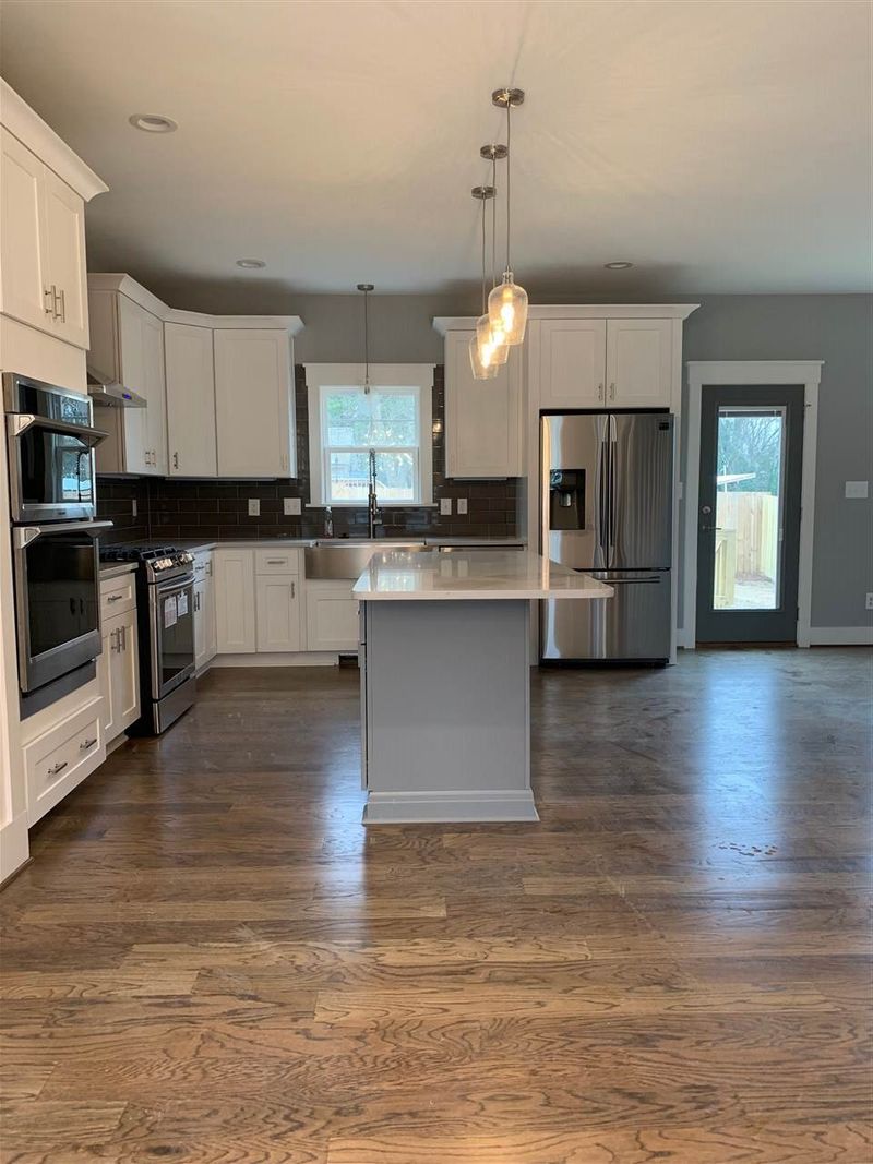 828 E Martin St, Raleigh, NC 27601