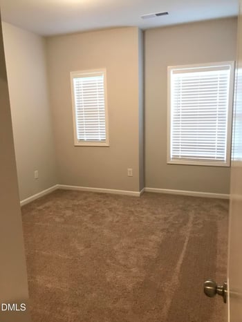 828 Oak Center Dr, Raleigh, NC 27610