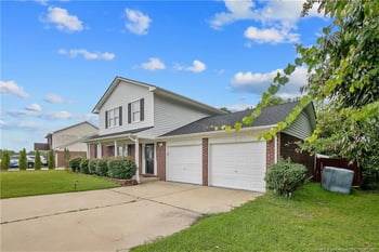 828 Scully Dr, Fayetteville, NC 28314