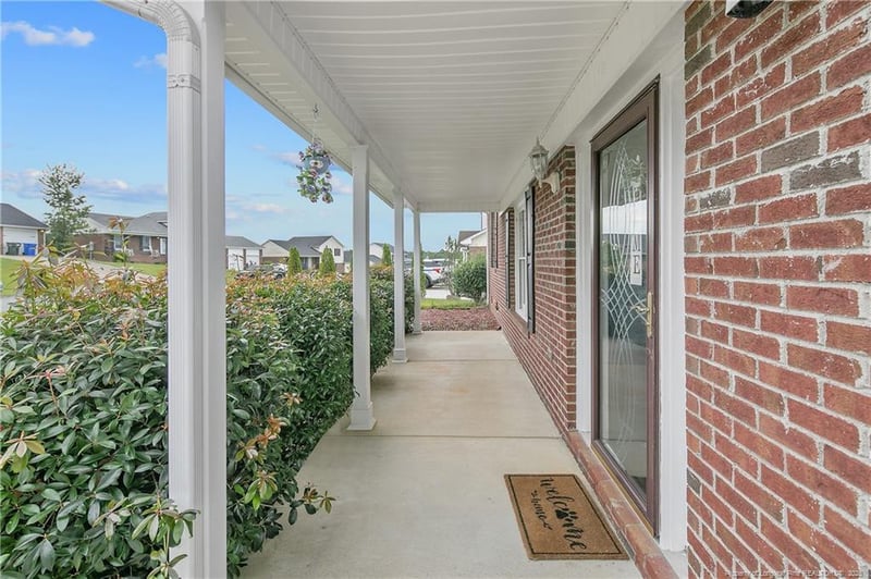 828 Scully Dr, Fayetteville, NC 28314