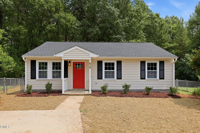828 Shari Ct, Durham, NC 27704