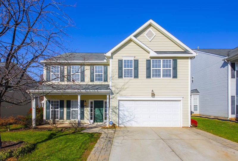 828 Tannerwell Ave, Wake Forest, NC 27587