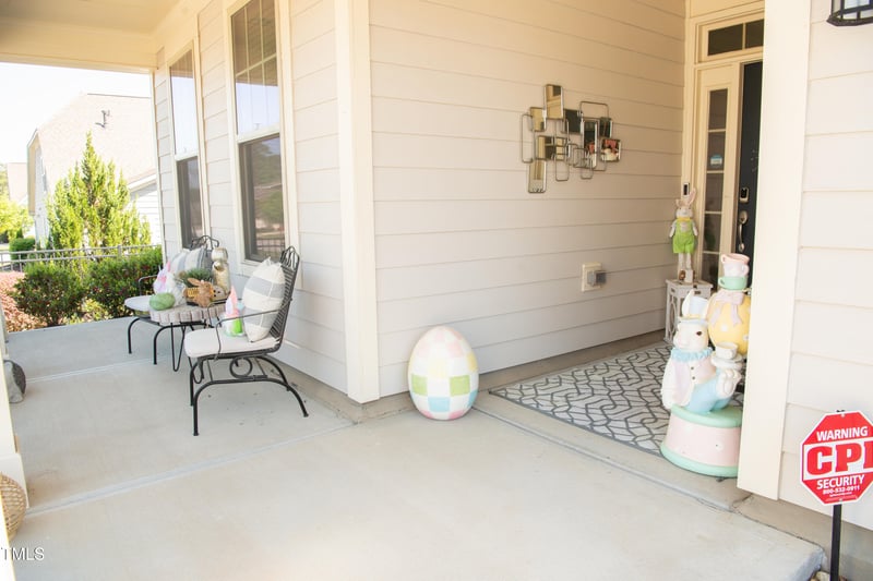828 Traditions Ridge Dr, Wake Forest, NC 27587