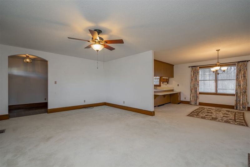8281 Nc 39 Hw, Middlesex, NC 27577