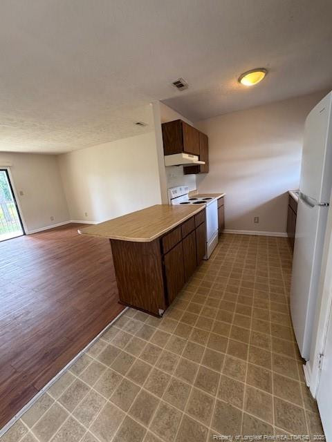 829 Applewood Ln, Fayetteville, NC 28303